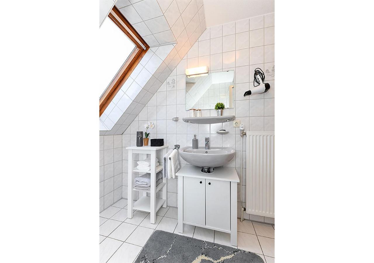 Ferienwohnung Torens-Nordsee-Apartments 3 Neuharlingersiel Dış mekan fotoğraf
